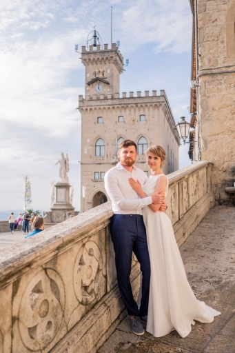 Wedding-photo-shoot-in-medieval-san-marino